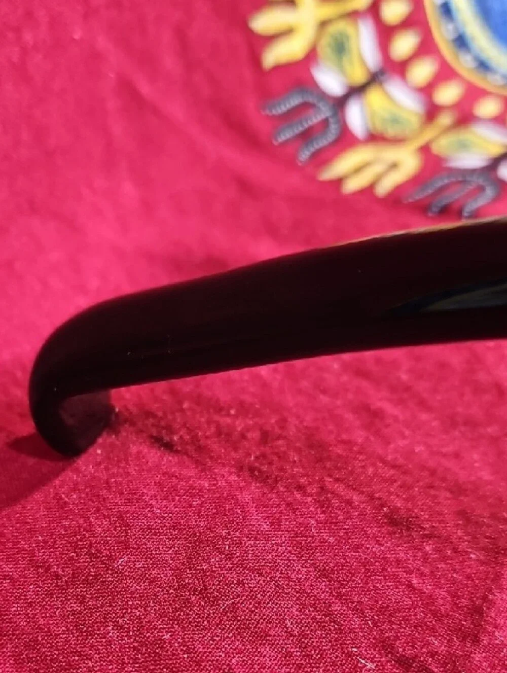 Black Glass Long-Handled Serving Ladle w/Pour Spout - Sleek Hand-Applied Handle